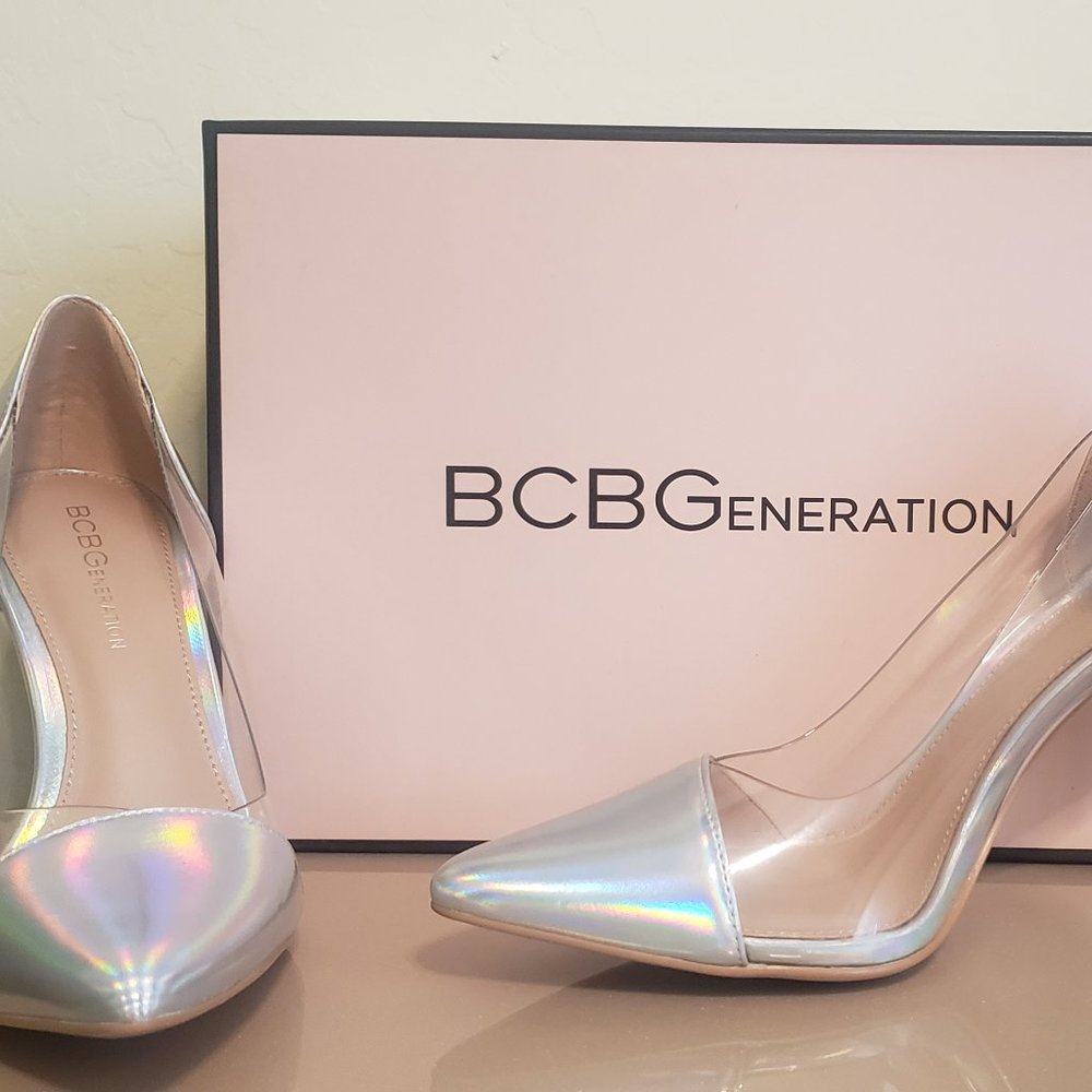 BCBG Lanua Iridescent Pump